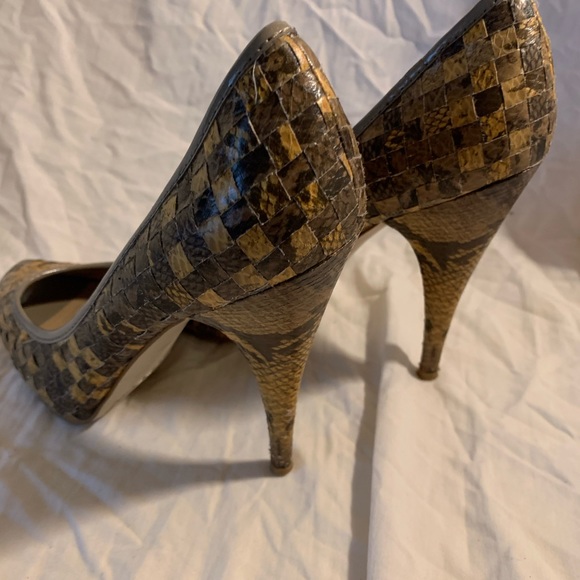 Used Comfy heels - Picture 3 of 3